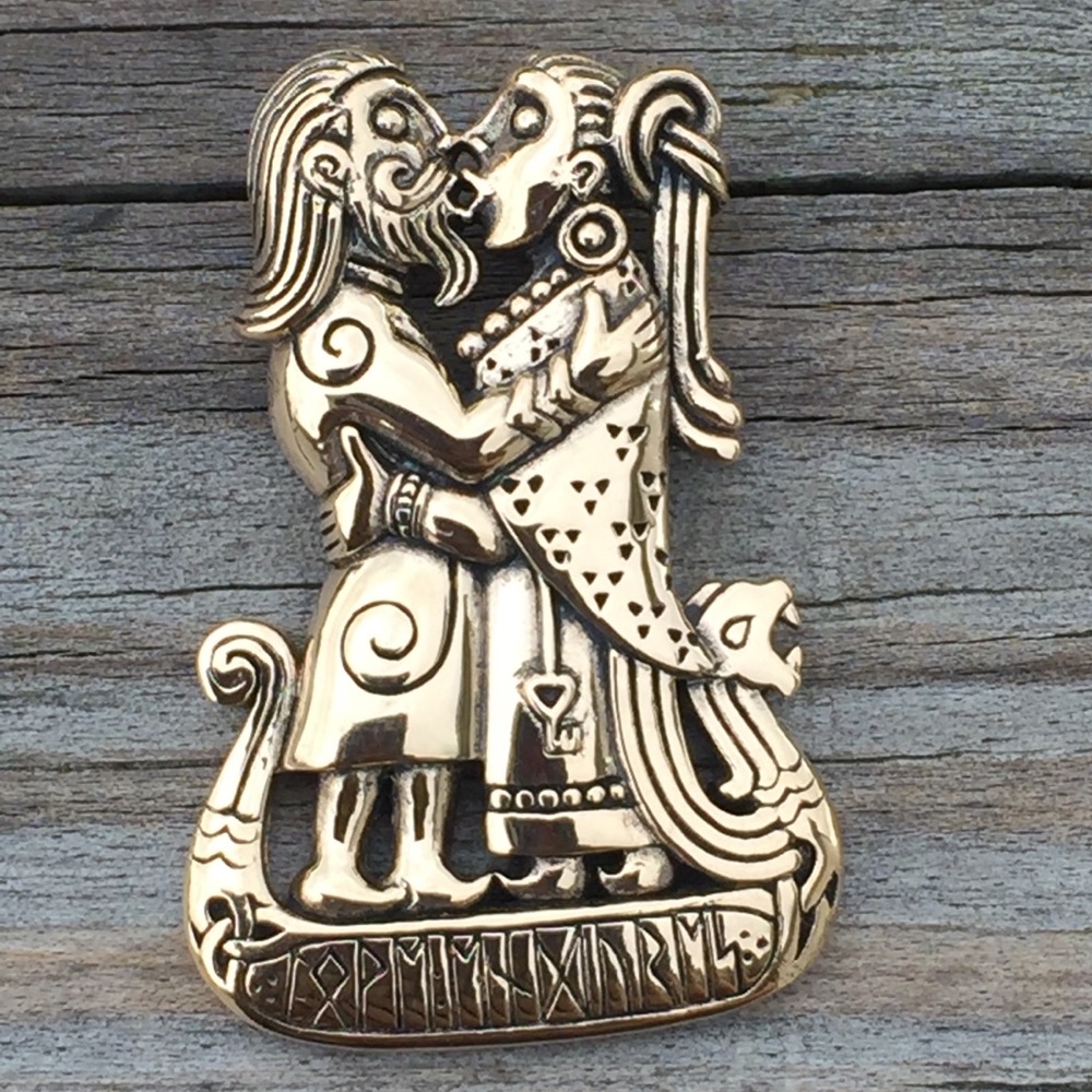 Viking Kiss Pendant Norse Nordic Love Amulet Bronze Lovers
